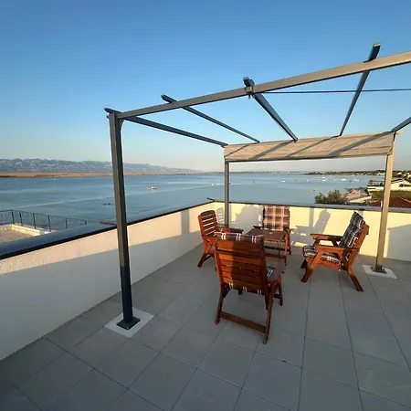 Aparrtment With Rooftop Terrace With Sea View * Vir