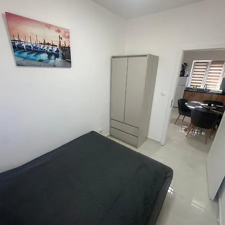 Aparrtment With Rooftop Terrace With Sea View * Vir