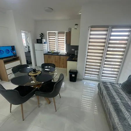 Aparrtment With Rooftop Terrace With Sea View * Vir