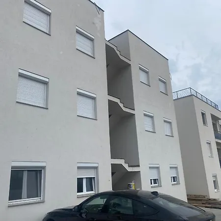 Apartmán Aparrtment With Rooftop Terrace With Sea View
